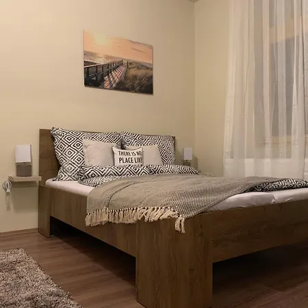 Pensjonat Centrum Vendeghaz *